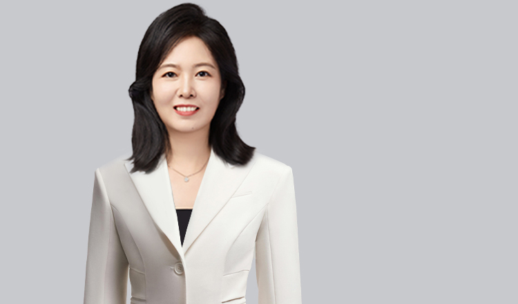 Chief Operating Officer of the company——Zhang Ying